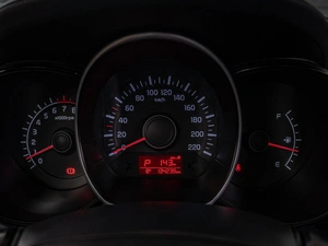 Хетчбэк Kia Rio 2015 года, 1169000 рублей, Краснодар