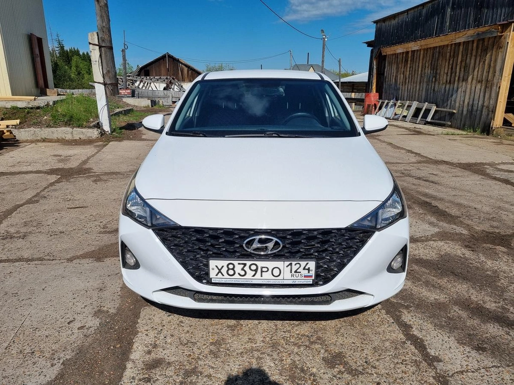 Седан Hyundai Solaris 2022 года, 1080000 рублей, Новая Пойма