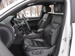 Внедорожник Volkswagen Touareg 2015 года, 2290000 рублей, Волгоград