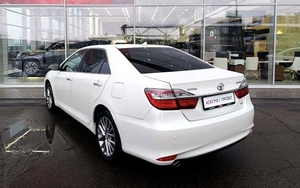 Седан Toyota Camry 2016 года, 2165000 рублей, Солонцы