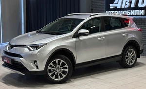 Внедорожник Toyota RAV4 2017 года, 2657000 рублей, Красноярск