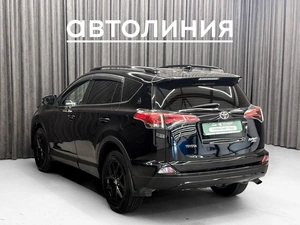 Внедорожник Toyota RAV4 2019 года, 2500000 рублей, Красноярск