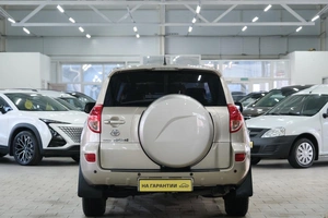 Внедорожник Toyota RAV4 2006 года, 1199000 рублей, Омск
