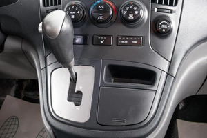 Минивэн Hyundai Grand Starex 2012 года, 1500000 рублей, Пермь