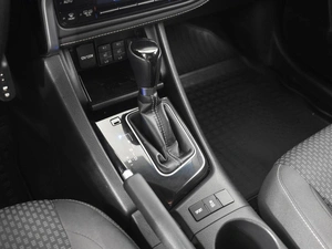 Седан Toyota Corolla 2017 года, 1647300 рублей, Казань