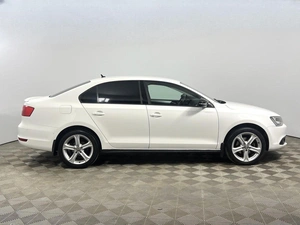 Седан Volkswagen Jetta 2013 года, 1043300 рублей, Казань