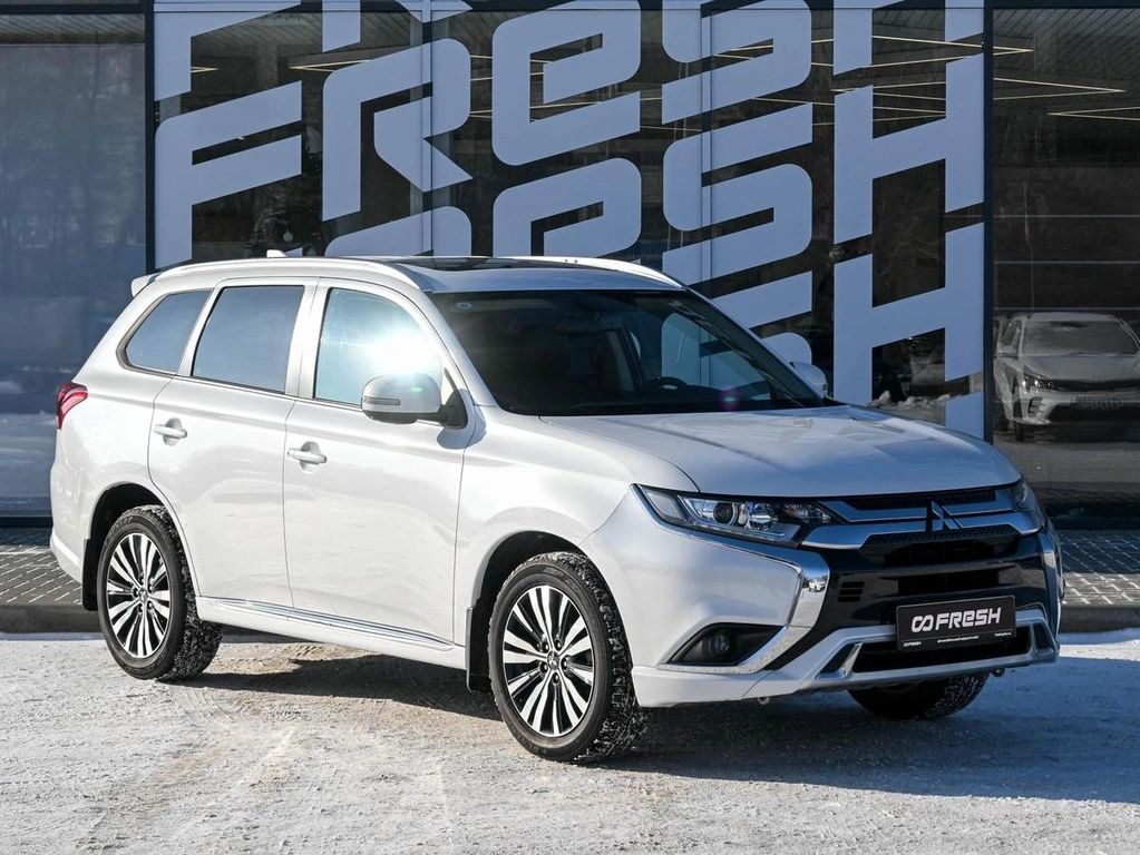 Внедорожник Mitsubishi Outlander 2022 года, 2835000 рублей, Волгоград
