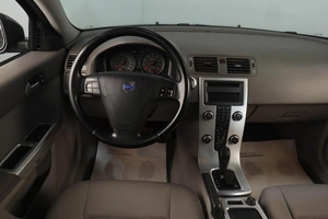Седан Volvo S40 2010 года, 769000 рублей, Челябинск