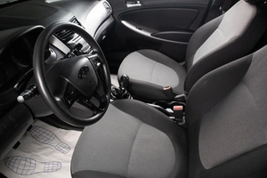 Хетчбэк Hyundai Solaris 2013 года, 629000 рублей, Оренбург