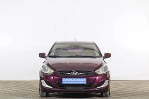 Седан Hyundai Solaris 2012 года, 819000 рублей, Тюмень