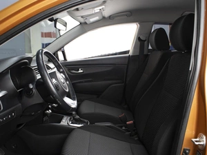 Седан Kia Rio 2018 года, 1390000 рублей, Омск