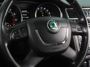 Лифтбек Skoda Superb 2013 года, 934000 рублей, Воронеж
