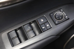 Внедорожник Lexus NX 2017 года, 3239000 рублей, Новосибирск