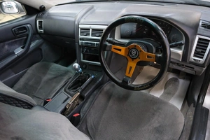Седан Nissan Skyline 1988 года, 639000 рублей, Омск
