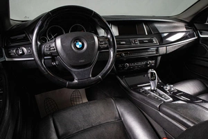 Седан BMW 5 серия 2014 года, 2199000 рублей, Сургут