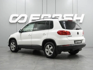 Внедорожник Volkswagen Tiguan 2012 года, 1347000 рублей, Воронеж