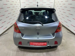 Хетчбэк Toyota Vitz 2006 года, 499000 рублей, Красноярск