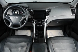 Седан Hyundai Sonata 2012 года, 1159000 рублей, Тюмень