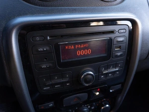 Внедорожник Renault Duster 2012 года, 849000 рублей, Саратов