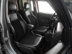 Внедорожник Jeep Liberty 2015 года, 1599000 рублей, Тюмень