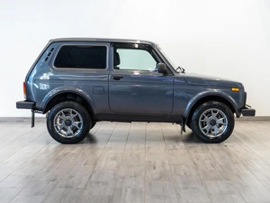 Внедорожник ВАЗ (LADA) 4x4 (Нива) 2018 года, 749000 рублей, Саратов