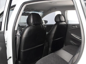 Хетчбэк Hyundai Solaris 2013 года, 915777 рублей, Омск