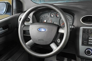 Седан Ford Focus 2005 года, 399000 рублей, Тюмень