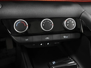 Седан Hyundai Elantra 2023 года, 2298000 рублей, Ставрополь