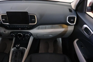 Внедорожник Hyundai Venue 2021 года, 2199000 рублей, Омск