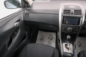 Универсал Toyota Corolla Fielder 2010 года, 899000 рублей, Красноярск