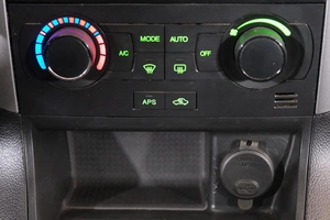 Внедорожник Chevrolet Captiva 2011 года, 929000 рублей, Омск