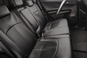 Внедорожник Toyota RAV4 2017 года, 2589000 рублей, Челябинск