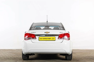 Седан Chevrolet Cruze 2012 года, 699000 рублей, Тюмень