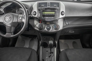 Внедорожник Toyota RAV4 2009 года, 1339000 рублей, Барнаул
