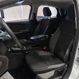 Хетчбэк Ford Focus 2011 года, 730000 рублей, Красноярск