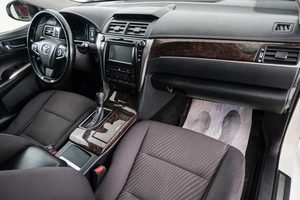 Седан Toyota Camry 2016 года, 1849000 рублей, Красноярск