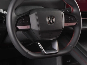 Внедорожник Changan UNI-S 2024 года, 2649000 рублей, Красный Пахарь