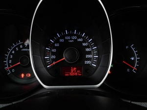Седан Kia Rio 2014 года, 909000 рублей, Воронеж