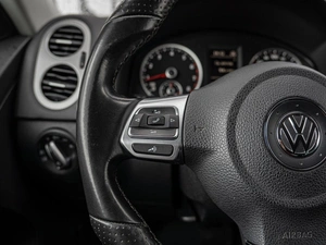 Внедорожник Volkswagen Tiguan 2016 года, 1699000 рублей, Краснодар