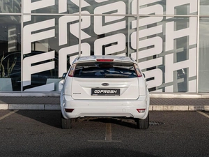 Хетчбэк Ford Focus 2011 года, 800000 рублей, Краснодар