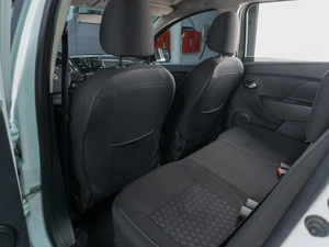 Хетчбэк Renault Sandero 2018 года, 949000 рублей, Сургут