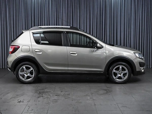 Хетчбэк Renault Sandero Stepway 2016 года, 1060000 рублей, Ставрополь