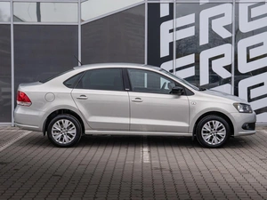 Седан Volkswagen Polo 2014 года, 1050000 рублей, Краснодар