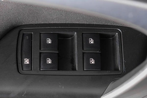 Седан Opel Insignia 2010 года, 999000 рублей, Кемерово