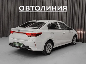 Седан Kia Rio 2017 года, 799000 рублей, Красноярск
