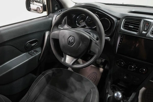 Седан Renault Logan 2016 года, 659000 рублей, Новокузнецк