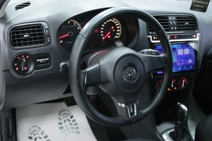 Седан Volkswagen Polo 2014 года, 838000 рублей, Солонцы