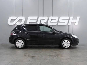 Хетчбэк Opel Astra 2011 года, 664000 рублей, Воронеж