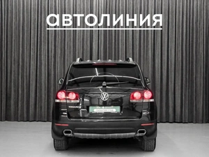 Внедорожник Volkswagen Touareg 2008 года, 1099000 рублей, Красноярск