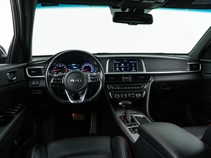 Седан Kia Optima 2018 года, 2219050 рублей, Москва